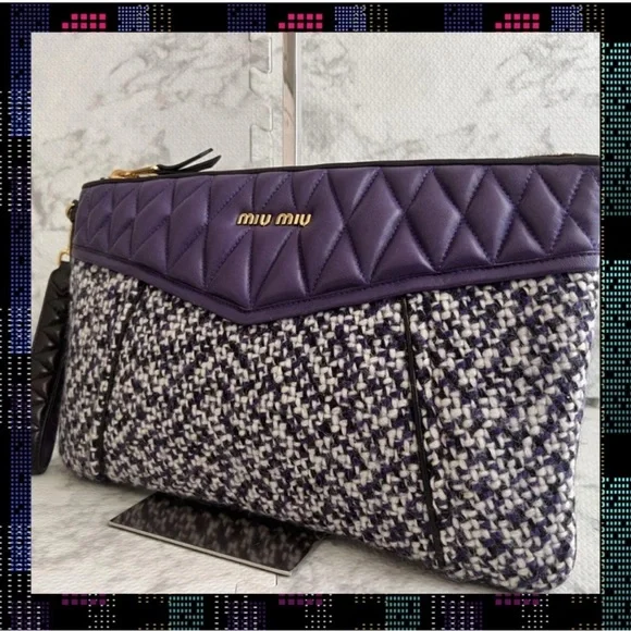 Rare Miu Miu Purple and Black Large Quilted Leather and Tweed clutch. - Picture 3 of 5